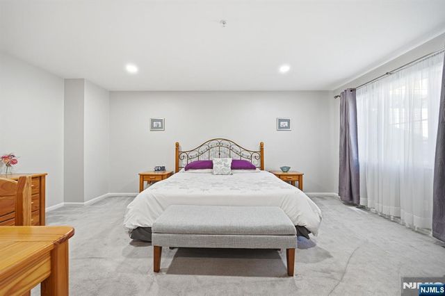 300 Coventry Court, Ramsey, NJ 07446