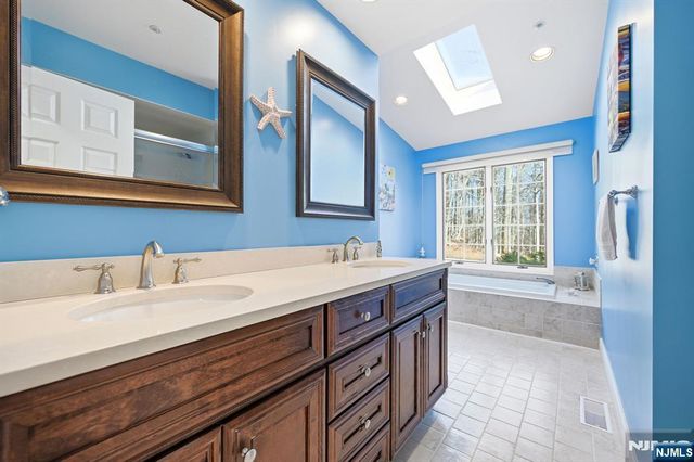 300 Coventry Court, Ramsey, NJ 07446