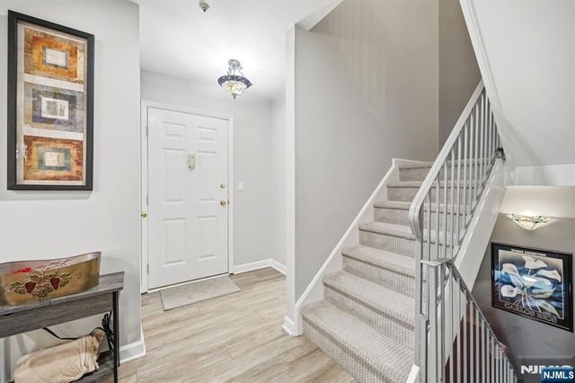 300 Coventry Court, Ramsey, NJ 07446