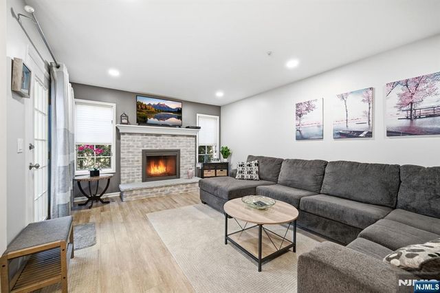 300 Coventry Court, Ramsey, NJ 07446