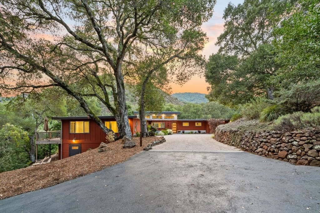 26873 Moody Road, Los Altos Hills, CA 94022