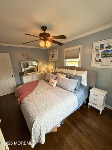 878 Salem Drive, Toms River, NJ 08753
