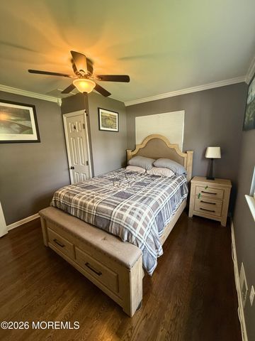 878 Salem Drive, Toms River, NJ 08753