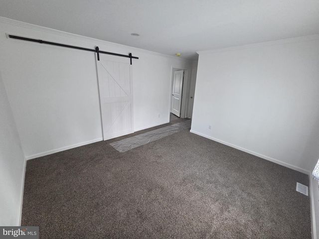 9 HILLSIDE DR, Quakertown, PA 18951