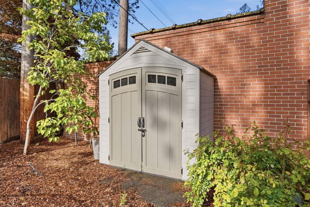 127 W 26th Ave, Spokane, WA 99203