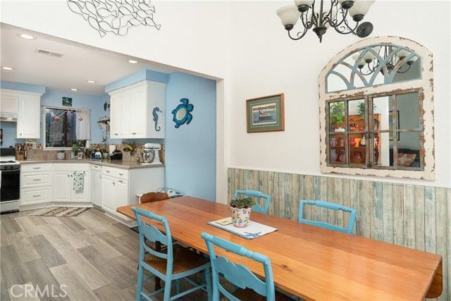 2053 Meadow View, Costa Mesa, CA 92627