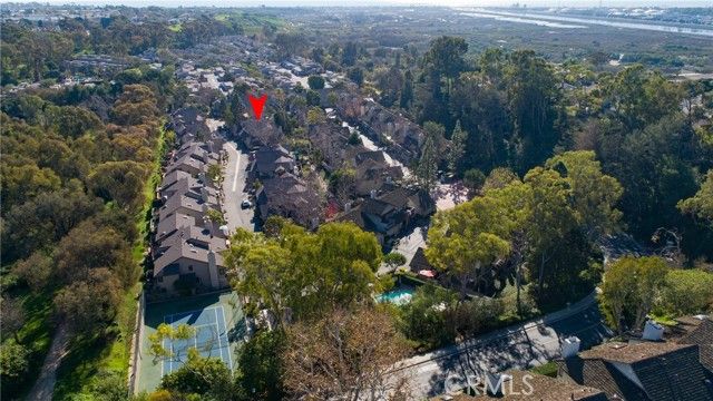 2053 Meadow View, Costa Mesa, CA 92627