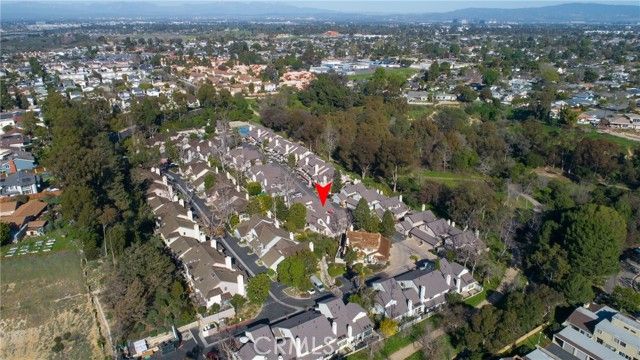 2053 Meadow View, Costa Mesa, CA 92627
