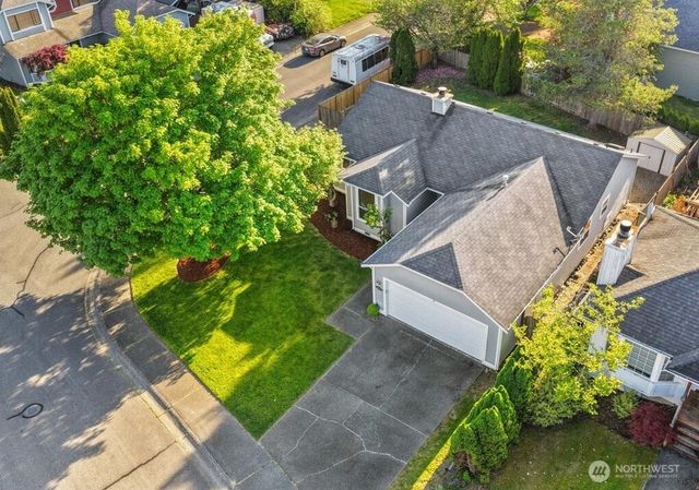 28123 230 Avenue SE, Maple Valley, WA 98038