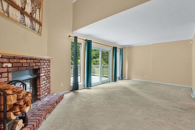 43 Meadowbrook Ln 43, Palmer, MA 01069