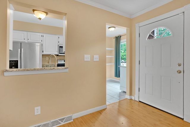 43 Meadowbrook Ln 43, Palmer, MA 01069