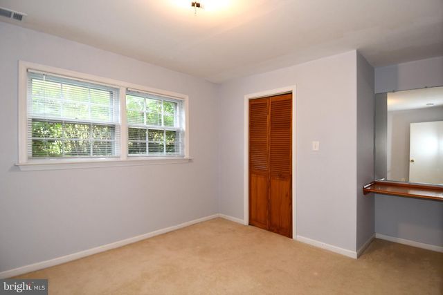5303 DANBURY RD, Bethesda, MD 20814