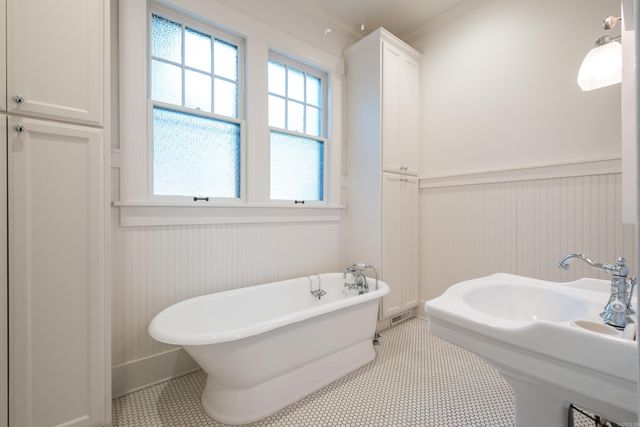 910 N Spruce Street, Little Rock, AR 72205