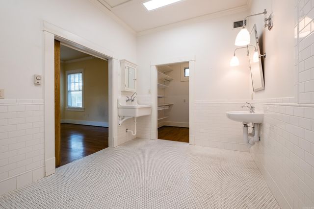 910 N Spruce Street, Little Rock, AR 72205