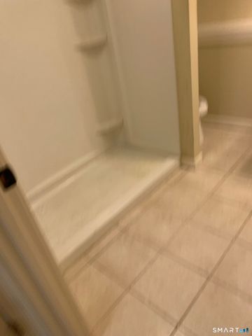 2 Coit Street APT 1, New London, CT 06320