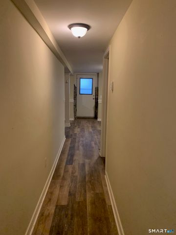 2 Coit Street APT 1, New London, CT 06320