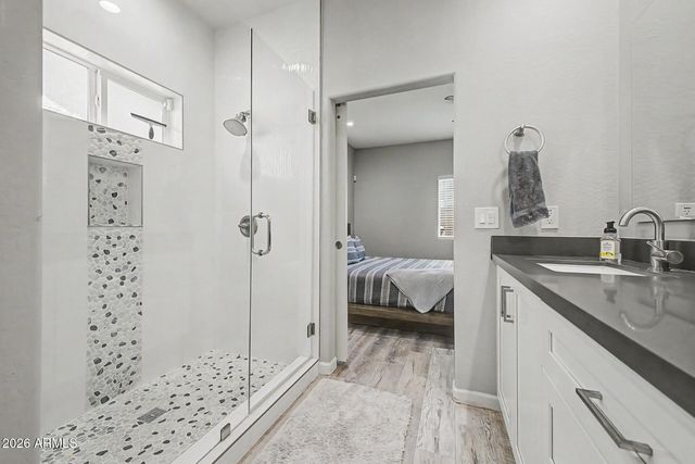 615 W HARWELL Road, Phoenix, AZ 85041