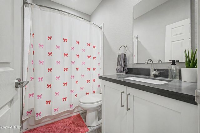 615 W HARWELL Road, Phoenix, AZ 85041