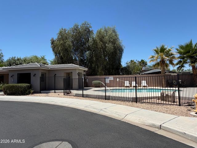 615 W HARWELL Road, Phoenix, AZ 85041