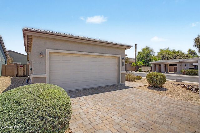 615 W HARWELL Road, Phoenix, AZ 85041