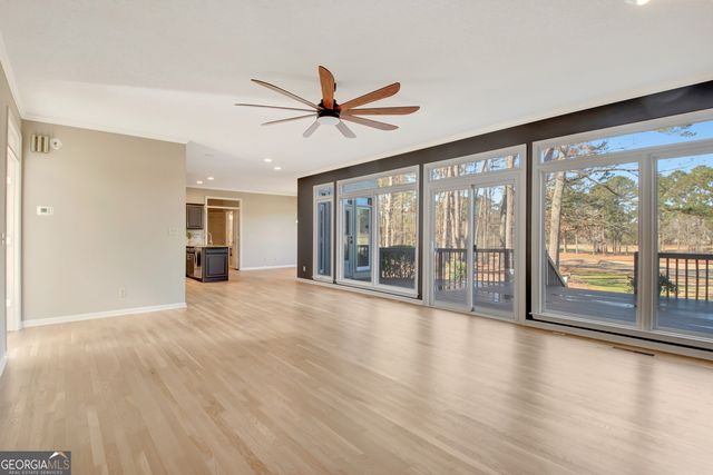 313 Evian Way, Peachtree City, GA 30269