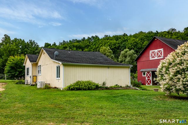 104 Cherniske Road, New Milford, CT 06776