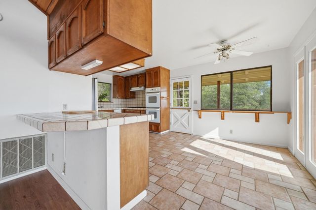 17171 Century Ln, Sutter Creek, CA 95685