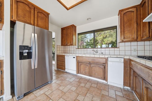 17171 Century Ln, Sutter Creek, CA 95685