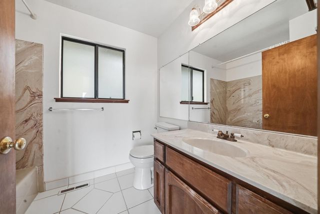 17171 Century Ln, Sutter Creek, CA 95685