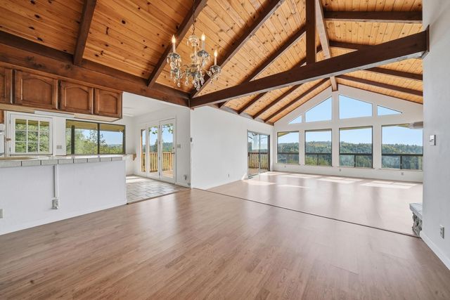 17171 Century Ln, Sutter Creek, CA 95685