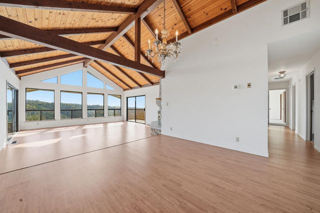 17171 Century Ln, Sutter Creek, CA 95685