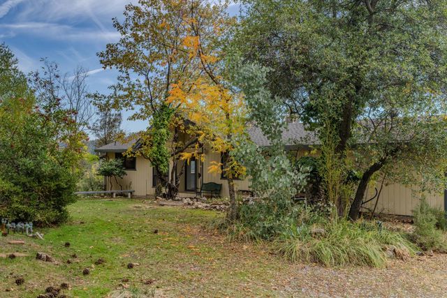 17171 Century Ln, Sutter Creek, CA 95685