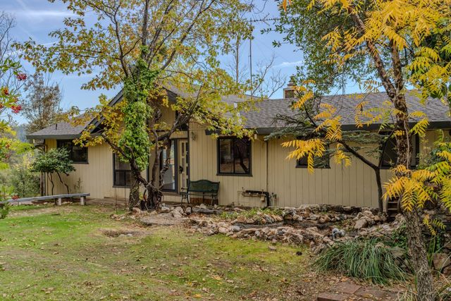 17171 Century Ln, Sutter Creek, CA 95685