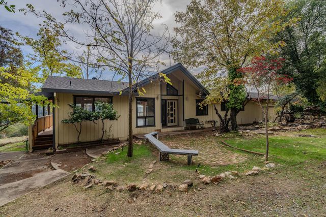 17171 Century Ln, Sutter Creek, CA 95685