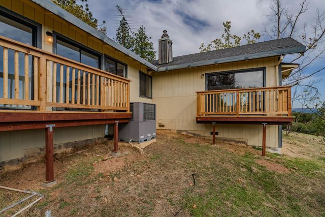 17171 Century Ln, Sutter Creek, CA 95685