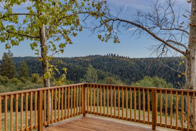 17171 Century Ln, Sutter Creek, CA 95685