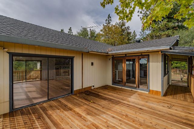 17171 Century Ln, Sutter Creek, CA 95685