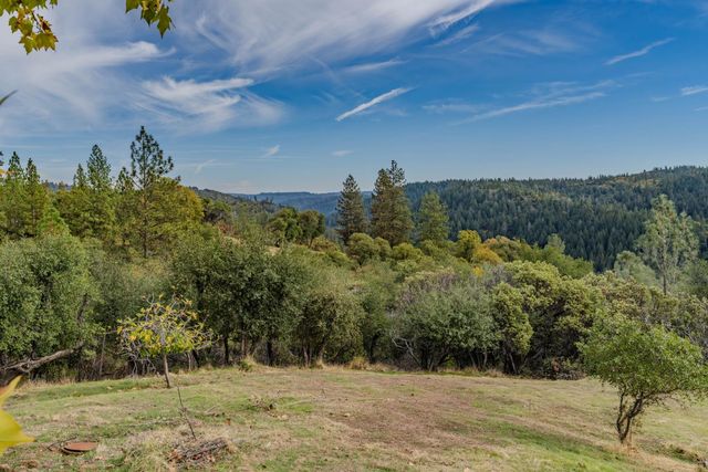 17171 Century Ln, Sutter Creek, CA 95685