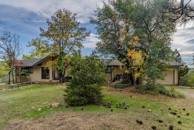 17171 Century Ln, Sutter Creek, CA 95685