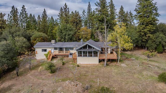 17171 Century Ln, Sutter Creek, CA 95685