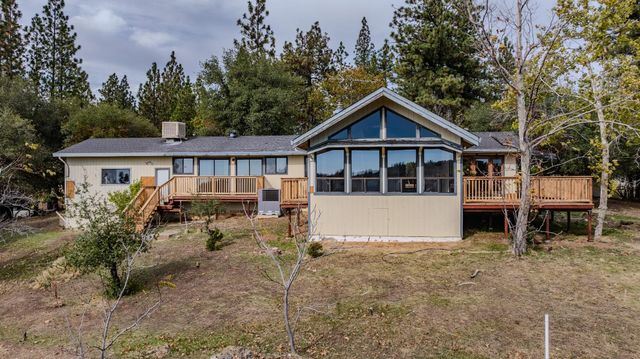 17171 Century Ln, Sutter Creek, CA 95685
