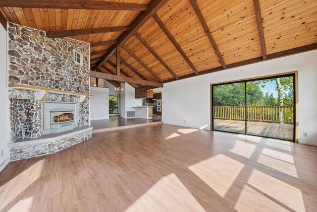 17171 Century Ln, Sutter Creek, CA 95685