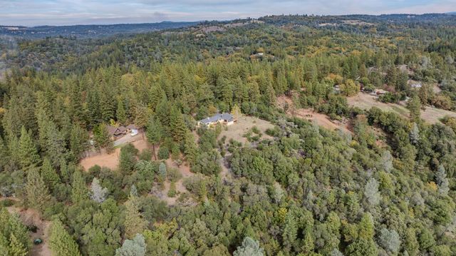 17171 Century Ln, Sutter Creek, CA 95685