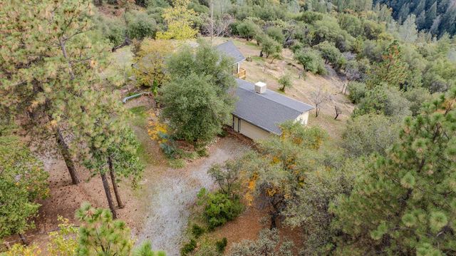 17171 Century Ln, Sutter Creek, CA 95685