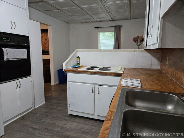 1723 N Atlanta Place, Tulsa, OK 74110