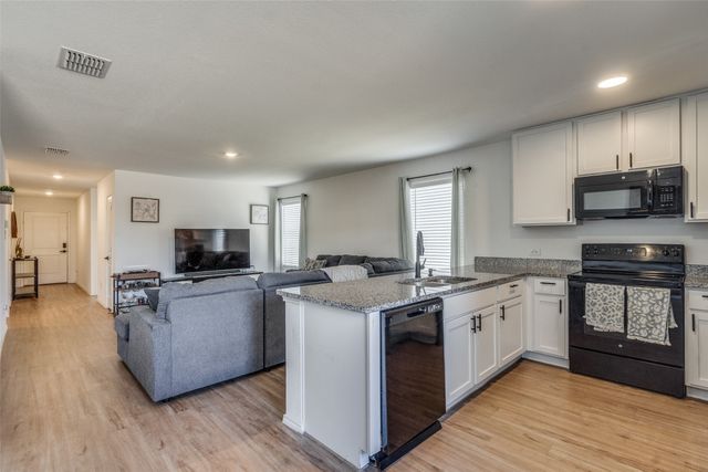 402 Mahogany Lane, Princeton, TX 75407