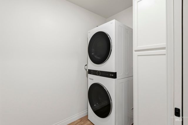 7348 N Crewe Ave, Boise, ID 83714