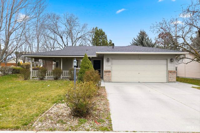 7348 N Crewe Ave, Boise, ID 83714