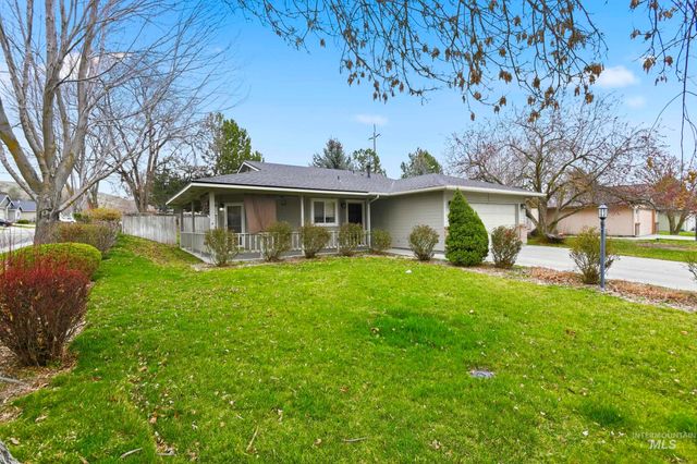 7348 N Crewe Ave, Boise, ID 83714