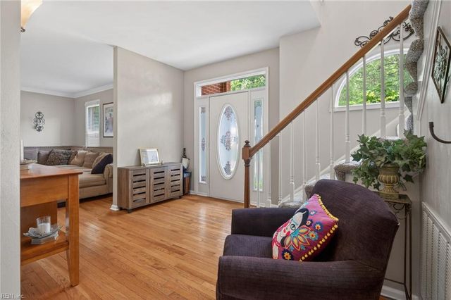 1004 Marlbank CT, Chesapeake, VA 23322